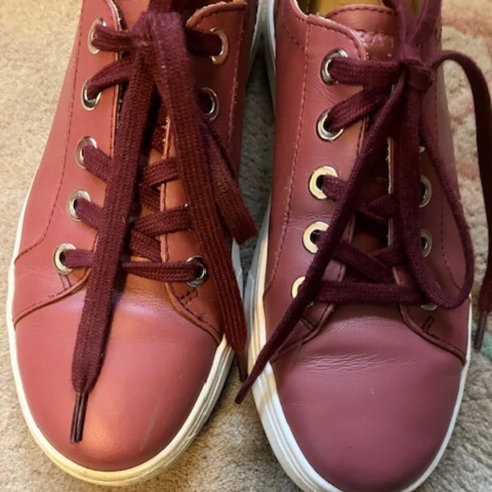 Patina Sneakers
